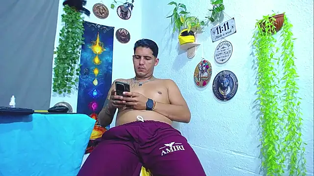 Zack_Grey webcam