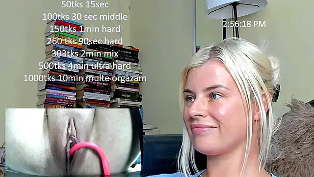 queenofthenighttt live cam on StripChat