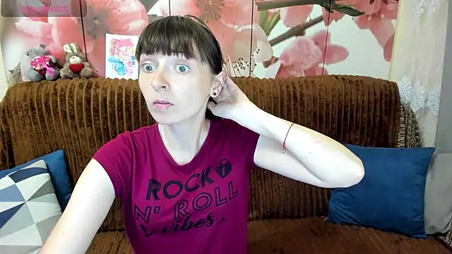 TayanaJons webcam