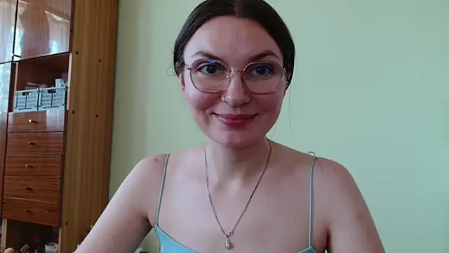 LooveELLYx webcam