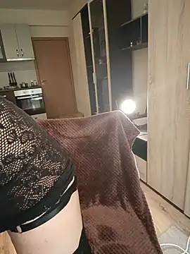 Mila_Lovi webcam