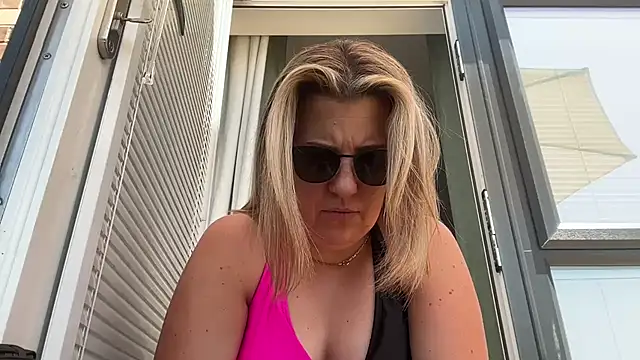MsBelleWarick