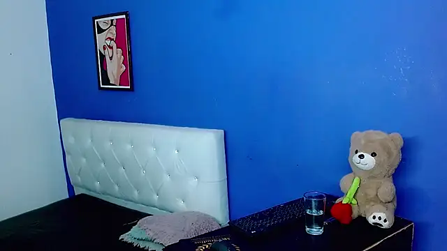 Angel_foxc13 webcam