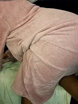 BootyCallEver webcam