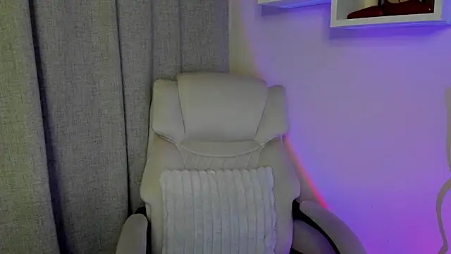 feliziaDesire webcam