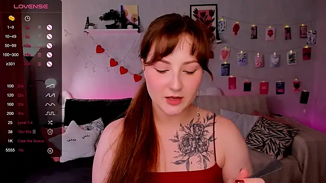 velvet_cherry_ webcam