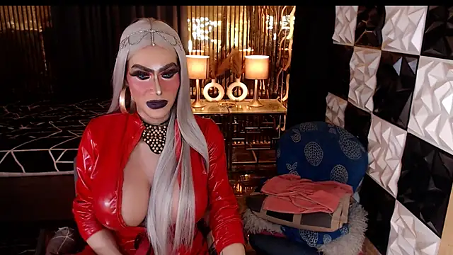 MonstrousCockDiva webcam