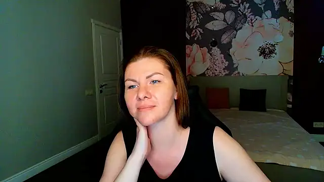 LunaKissesx webcam
