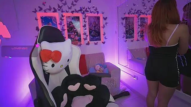 DahliaGrey webcam