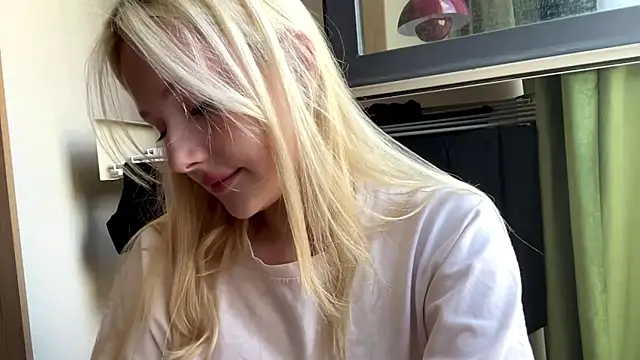 AngelPearson webcam