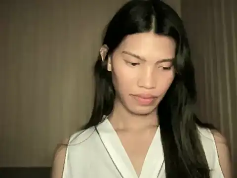 Yourgoddess_jayve's room