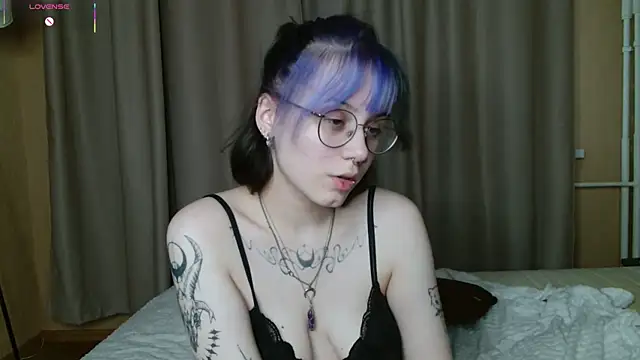 KellePourier webcam