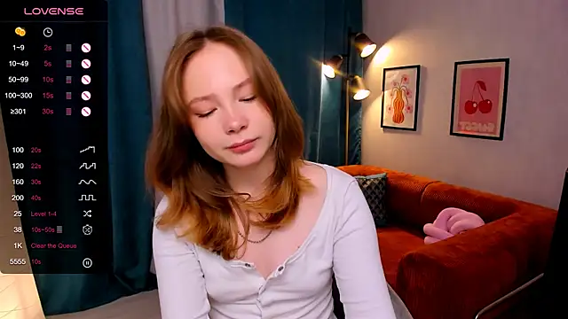LanaBlu_ live cam on StripChat