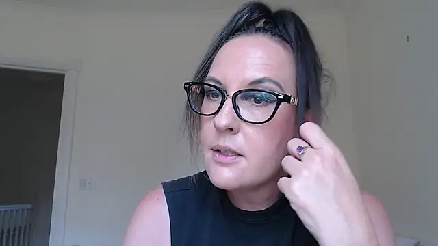Humiliatrixxxx webcam