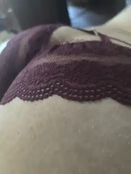 MadaamJizz_DickLewd webcam