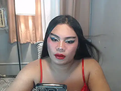 TSbrianaHugeCock webcam