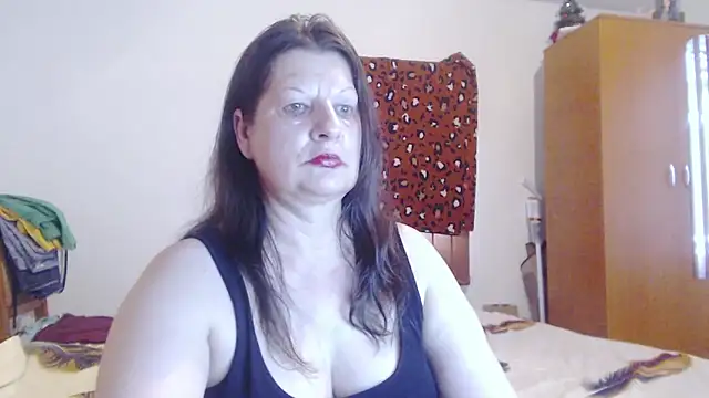 ExtasyMature webcam