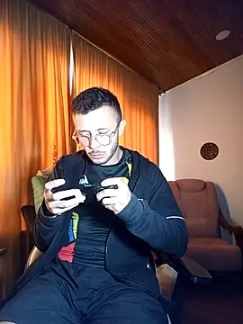 sebastian_horny webcam