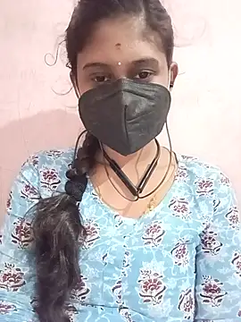 Tamil_Nathiya1
