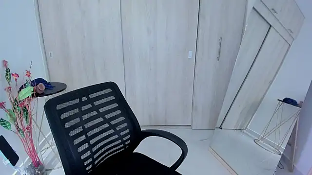 Adele_Sweett webcam