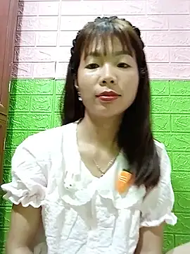 AmyLinee01 webcam