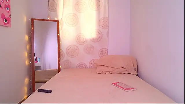 Mar_333 live cam on StripChat