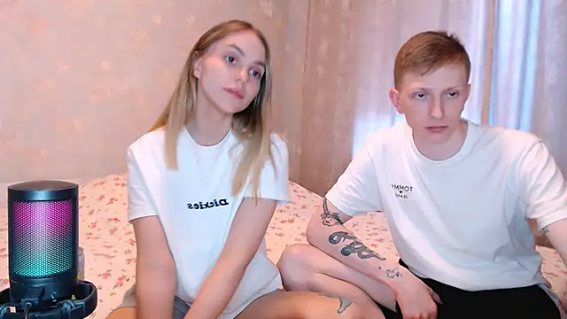 juliaanddima webcam