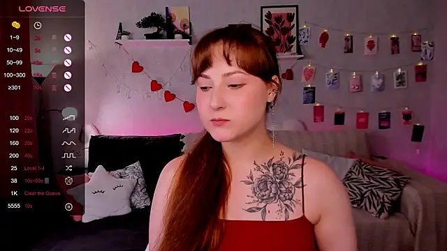 velvet_cherry_ webcam