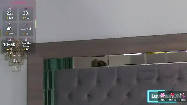 Lorehottie live cam
