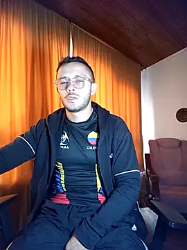 sebastian_horny webcam