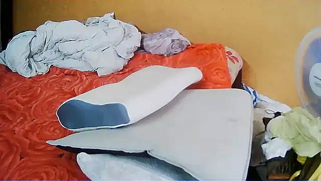 LiluHot live cam