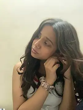 sanjna0122 live cam