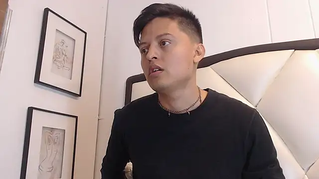Kevin_Charless live cam