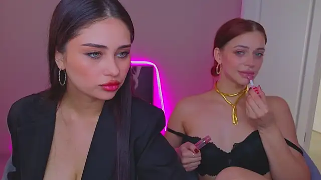 Sofia_Plump live cam