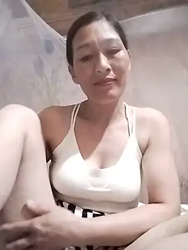 lris-Beauty77 live cam