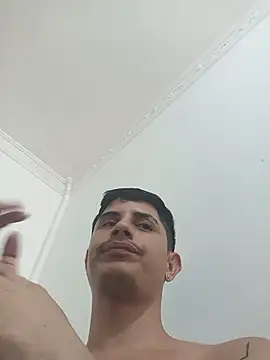 wickedboy_twin1 - Wickedboy_twin1's free webcam - UK Sex Cams