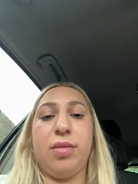 xlexi - XLexi's free webcam - UK Sex Cams
