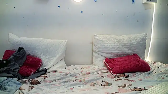 christian_foxx_ live cam