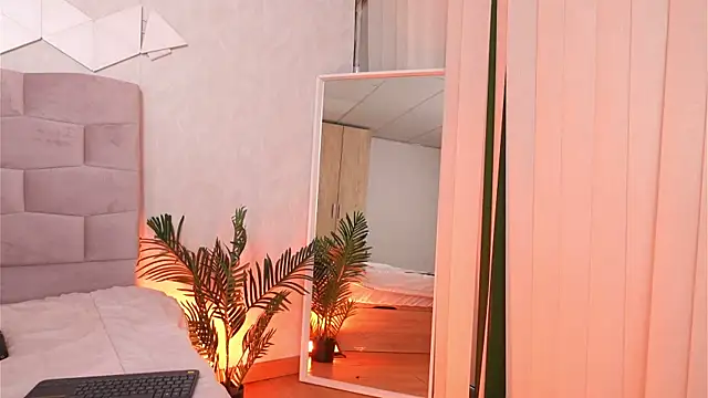 AnitaKariri webcam