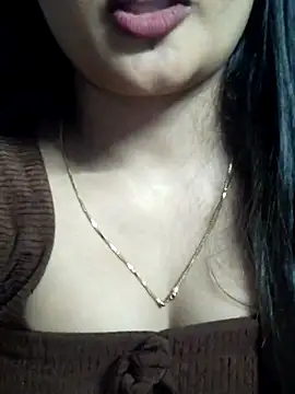 Wild-janvi webcam