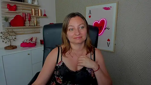angelaSamt webcam