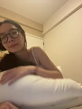 PetiteTight webcam