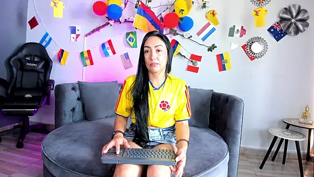 Mia_Davis__ webcam