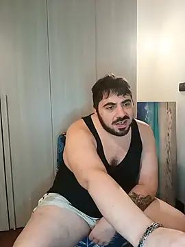 bear_skinny webcam