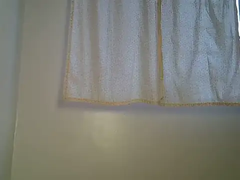 sweet_iynika webcam