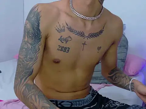 skoook_gray_ webcam