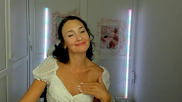 OliviaKateee webcam