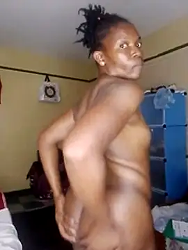 mya_pinkie webcam