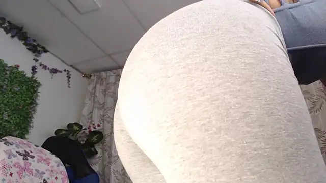 valquiria_sirgun webcam