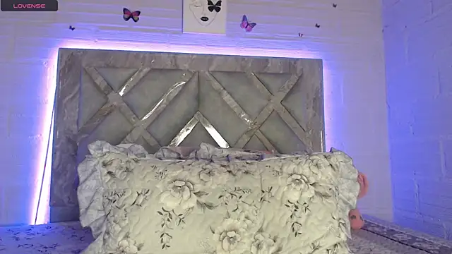 tami_vega - Tami_vega's free webcam - UK Sex Cams